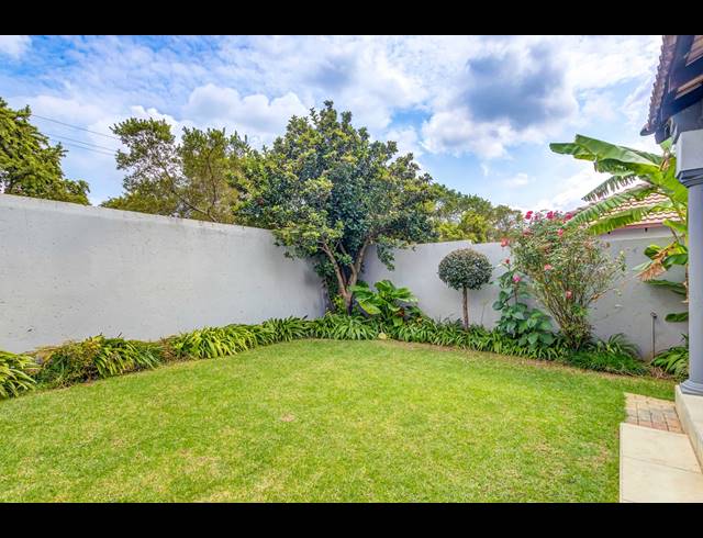 4 BEDROOM FREEHOLD FOR SALE IN COSMO CITY